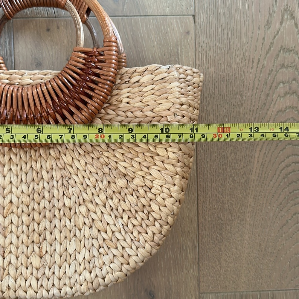 Top Handle Woven Straw Summer Tote Bag - Picture 10 of 11